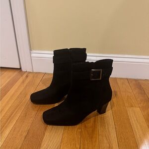 Fashion Bug Black Ankle Booties In Size 7.5W